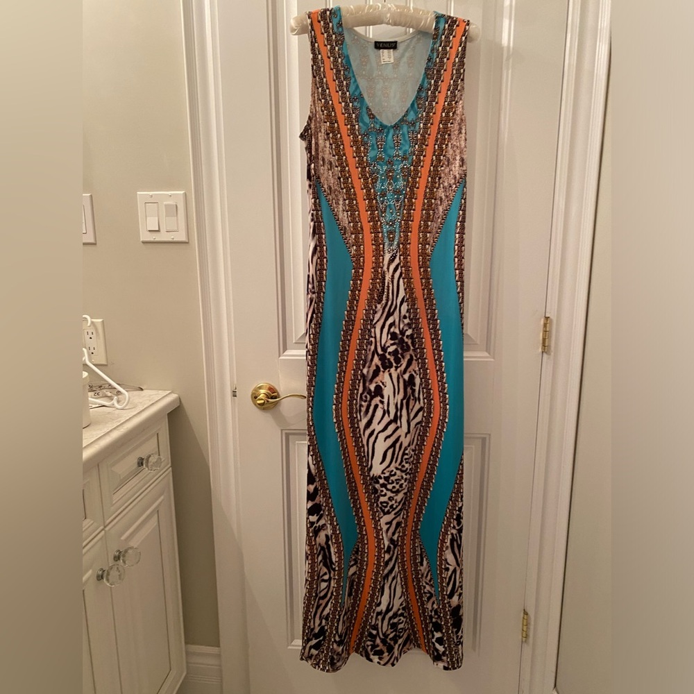 NWOT VENUS Animal Print Sz Medium Maxi Dress with Beading on Upper Front Bodice
